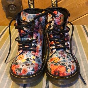 Toddler floral girl boots